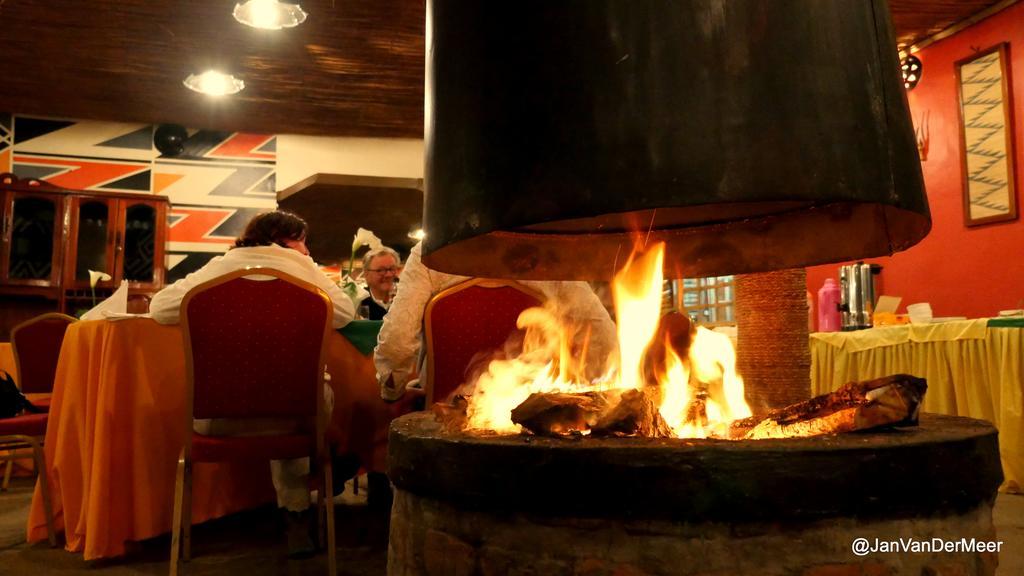 Le Bambou Gorilla Lodge Kinigi Экстерьер фото